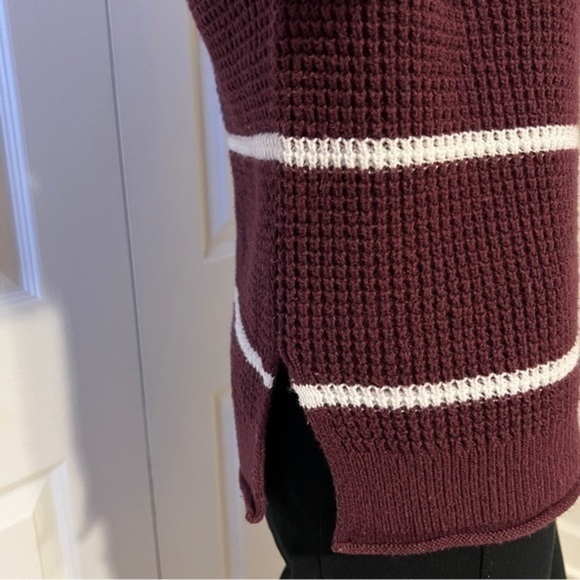 HOLLISTER Burgundy Sweater XS - Picture 5 of 9